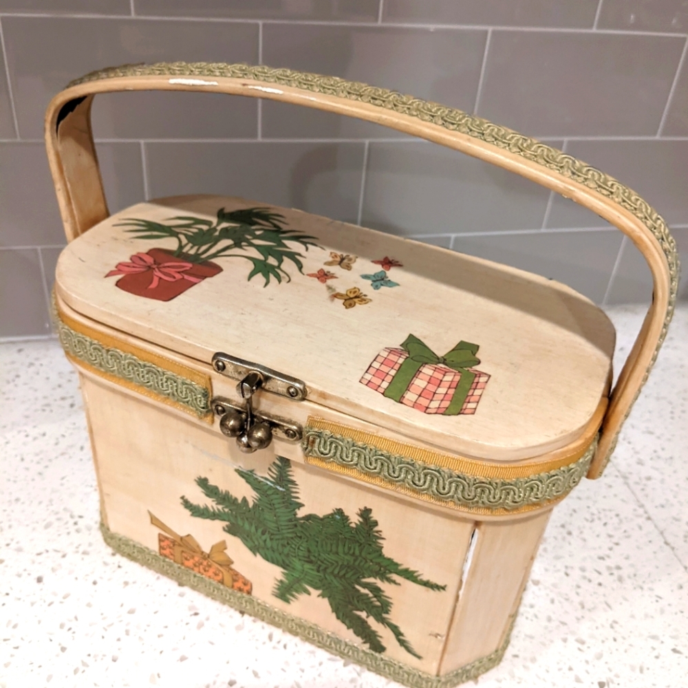 Vintage Octagonal Wooden Bucket Purse with Mirror